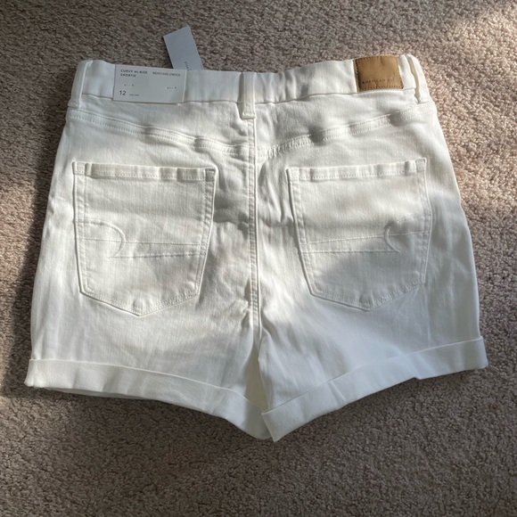 AE Next Level Curvy High-Waisted Denim Short - Cream/White - Picture 7 of 7